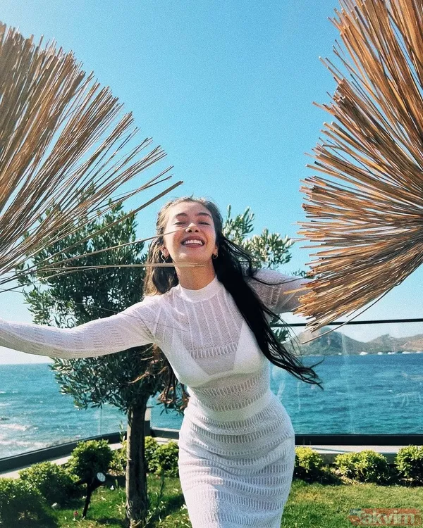 Neslihan Atagül eşi Kadir Doğulu ile özel anlarını paylaştı! İhanet dedikodularına kulak tıkayıp arka çıktığı eşiyle sarmaş dolaş... - 8