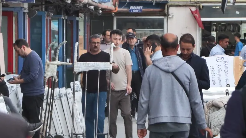 bayram-icin-geri-sayim-basladi-20-milyon-kisi-yollara-dokulecek-1712220377065.jpeg Bayram için geri sayım başladı! 20 milyon kişi yollara dökülecek-6
