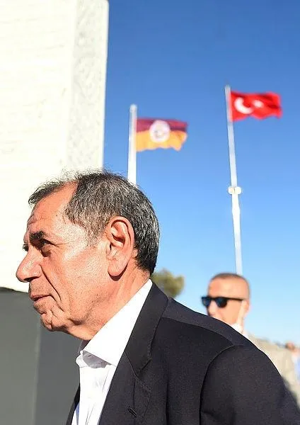galatasaray-baskani-dursun-ozbekten-flas-aciklamalar-1662926541161.jpeg Galatasaray başkanı Dursun Özbek'ten flaş açıklamalar-4