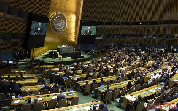 Başkan Recep Tayyip Erdoğan'dan 74.BM Genel Kurulu'nda önemli açıklamalar! İşte kare kare o tarihi anlar... - 4