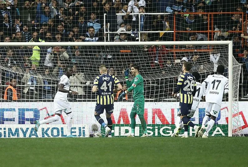 Fener Demir’e tosladı
