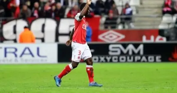 sol-bek-takviyesi-yapmaya-karar-veren-yonetimin-rotasi-fransa-fenerin-gozu-konanda-1642884416903.jpeg Sol bek takviyesi yapmaya karar veren yönetimin rotası Fransa! Fener’in gözü Konan'da-4