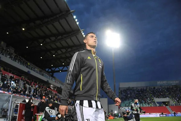 cristiano-ronaldonun-mesaji-juventustan-ayrilik-sinyali-olarak-yorumlandi-1621896917831.jpg Cristiano Ronaldo'dan Juventus'a "ayrılık sinyali"-3