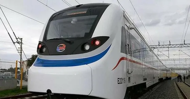 Son dakika: İzmir’de yük treni raydan çıktı! İZBAN seferlerinde aksama
