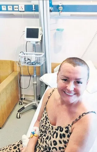 Diş tedavisi Türkiye'ye gelen Lisa Robinson'un beyninde tümör olduğu belirlendi