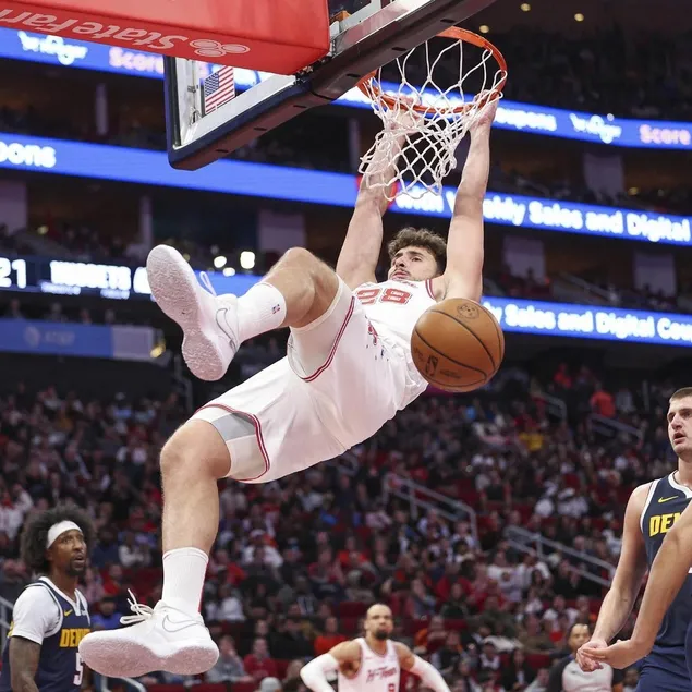 Alperen şov sürüyor