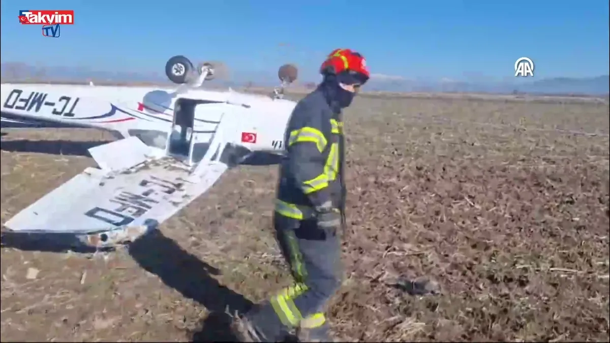 Denizli'de uçak kazası! Ters döndü: 1 yaralı