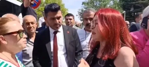 chpde-butlan-kavgasi-sokaga-tasti-hain-kalles-sozleriyle-gerilim-tirmandi-1781017659953.jpeg CHP’de butlan kavgası sokağa taştı: Hain çıkışı ortalığı karıştırdı-6