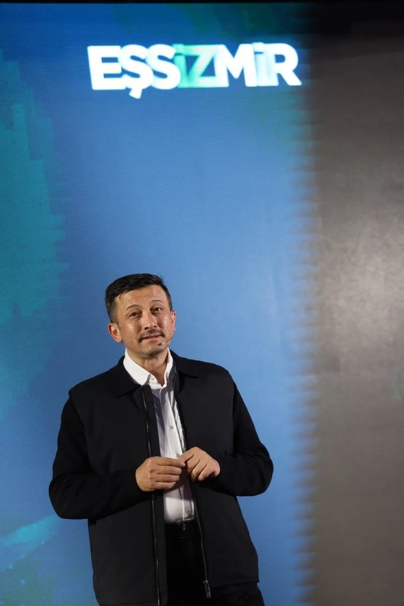 hamza-dag-yeni-mujde-diyerek-duyurdu-ilk-bine-giren-ogrencilere-50-bin-lira-basari-odulu-1709538124767.jpeg Cumhur İttifakı'nın İzmir adayı Hamza Dağ gençlere projelerini duyurdu: Ücretsiz doğal gaz, sınırsız ulaşım, 50 bin TL başarı ödülü...-5