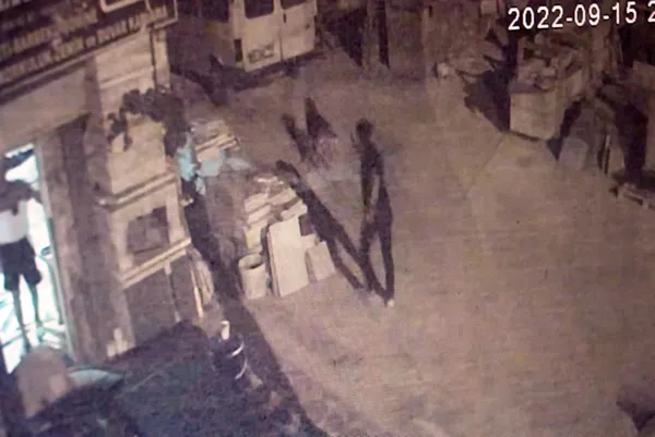 200-tl-yuzunden-tartistigi-arkadasiyla-ayni-ismi-tasiyan-kopegi-oldurdu-1663505535963.jpg 200 TL yüzünden tartıştığı arkadaşıyla aynı ismi taşıyan köpeği öldürdü-5