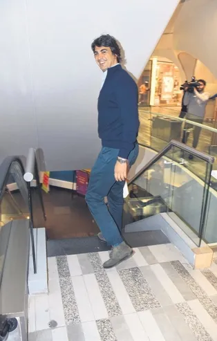 İbrahim Kutluay'ın yüzü gülüyor