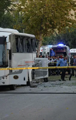 Mersin'de polis aracına hain saldırı!