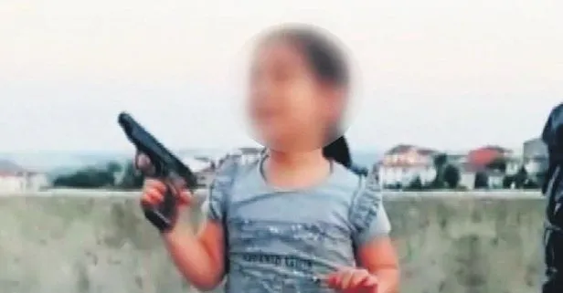 Sultangazi’de 6 yaşındaki çocuğa silah veren enişte tepki çekti