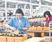 Şanlıurfa Büyükşehir Belediye Başkanı Zeynel Abidin Beyazgül işsizlik sorunu için fabrika yaptı 4.500 kişiye iş imkanı sundu