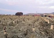 Denizli Büyükşehir Belediyesi ekipleri Hatayda deprem mezarlığı kurdu