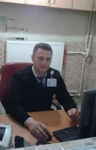 Konya'da görevi başındaki Kardiyoloji Uzmanı Ekrem Karakaya'yı silahla öldüren katil Hacı Mehmet Akçay'ın babası ilk kez konuştu