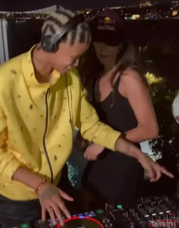 Saha da coşturuyor dışarıda da! Melissa Vargas Dj kabinine geçti geceye damgasını vurdu! Herkesin dilinde Vargas var - 10