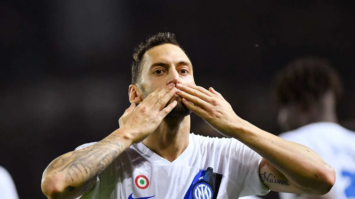 Hakan Çalhanoğlu ve Lautaro Martinez barıştı mı? Flaş görüşme