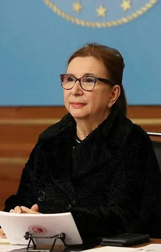 Son dakika: Bakan Pekcan açıkladı: Müteahhitlik sektörü 128 farklı ülkede 10 bin 525 proje üstlendi