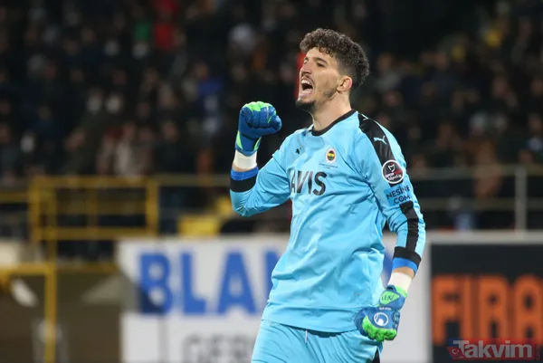 Herkes Altay Bayındır’ın su şişesini konuşuyor! İnanılmaz sırrı ortaya çıktı - 10