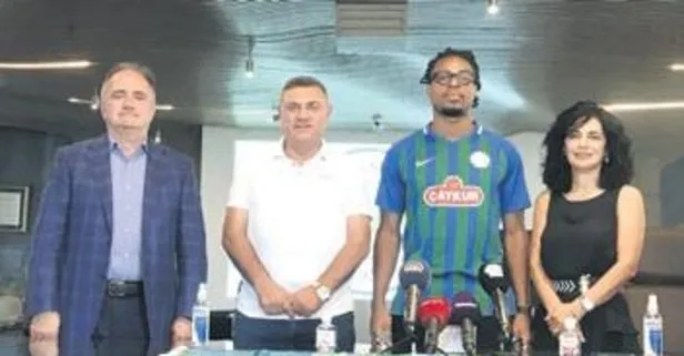 Loic Remy 2 1 Yilligina Rize De Yurttan Ve Dunyadan Spor Gundemi Takvim