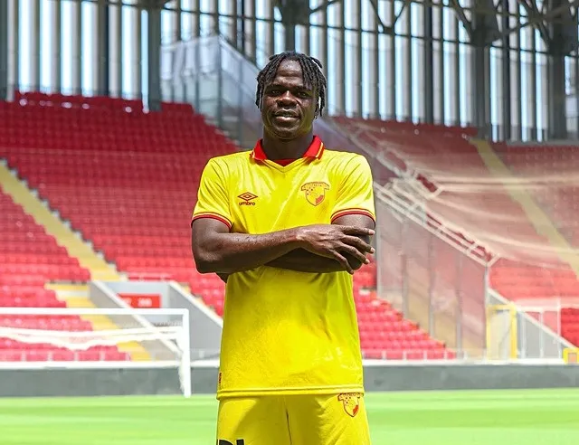 Junior Olaitan Göztepe’de