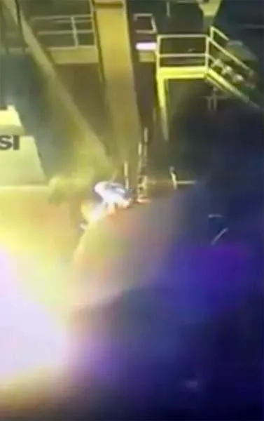 Samsun'da korkunç ölüm! 1600 derecelik eritme kazanına böyle atladı-4