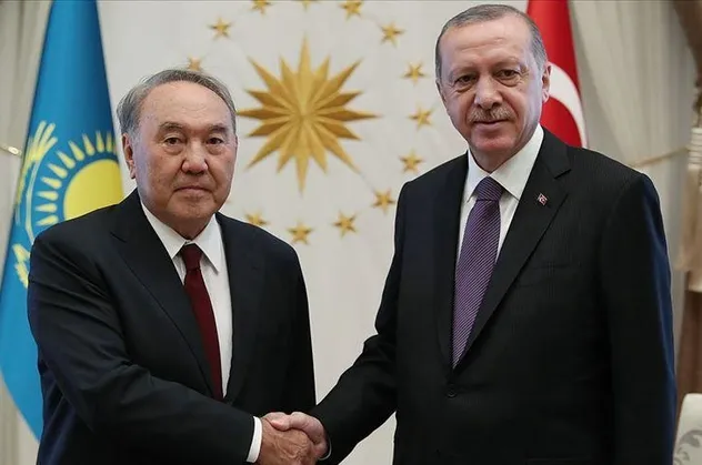 Başkan Erdoğan, Nazarbayev ile görüştü