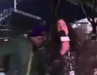 Her şey canlı yayında oldu! Canlı yayın yapan kadın muhabirin arkasından gelip...