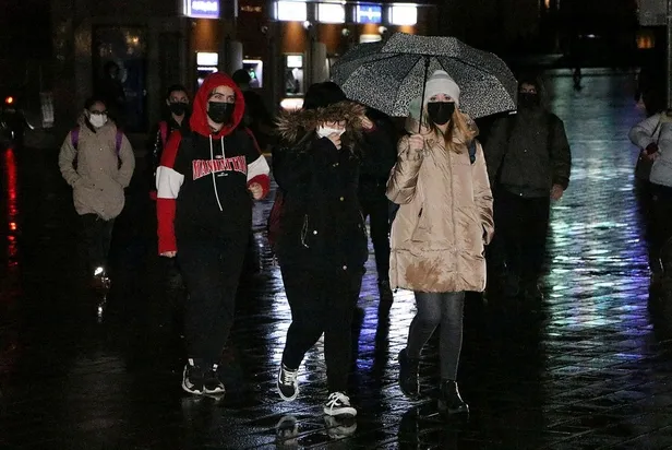 Kar yağışı kapımızda! Meteoroloji'den İstanbul ve birçok il için kar yağışı uyarısı | 18 Ocak hava durumu! Bir uyarı da AKOM'dan-3