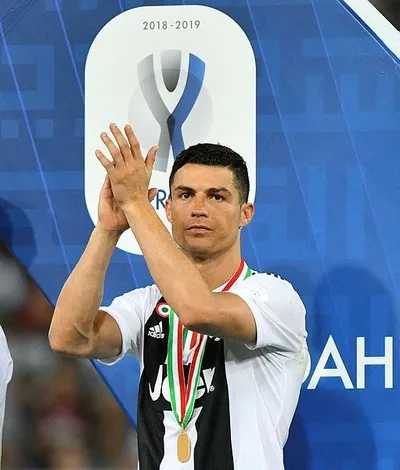 Cristiano Ronaldo saatleri servet döktü! Dudak uçuklatan rakam...-4