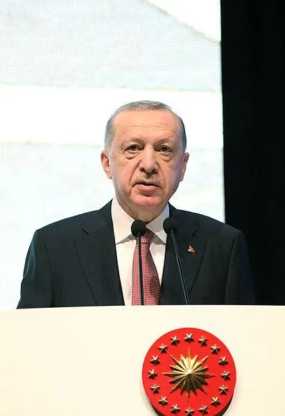 7 yıl süren çalışmalar sonucu hazırlanan İstanbul Mushafı, Çamlıca Camisi'nde Başkan Erdoğan'ın katıldığı törenle tanıtıldı-6