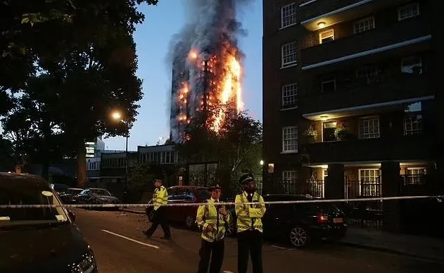 İspanya felaketi yaşadı! 14 katlı apartmanda korkunç yangın: Binayı saniyeler içinde sardı! 400 kişi mahsur kaldı-4