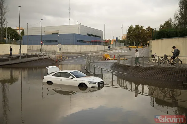 İspanya'da sel felaketinin yaraları sarılmaya çalışılıyor: En az 217 kişi öldü | Katalonya bölgesi de sular altında kaldı - 9