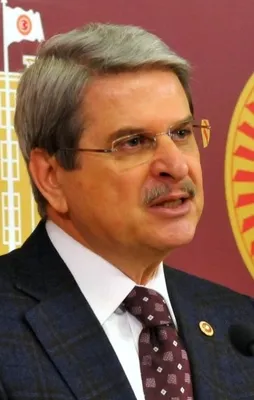 CHP'li Aytun Çıray partisinden istifa etti!