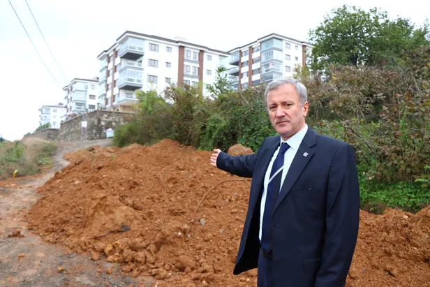 Trabzon'da inanılmaz olay! Tapusu bende' dedi, yolu kapattı-6