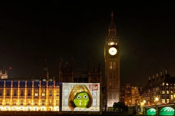 liz-truss-marula-kaybetti-yerine-kim-gelecek-boris-johnson-mu-rishi-sunak-mi-iste-ingilizin-yeni-krizi-1666345273745.jpeg İngiliz medyası siyasi krizle dalga geçiyor: "Patlıcan Boris Johnson Karayip tatilinden döndü ve Marul Liz'in yerini almaya hazır"-8