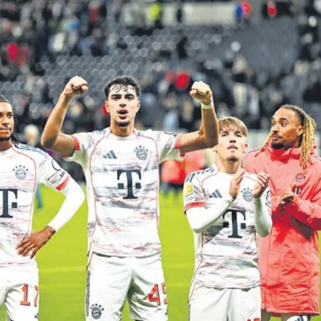 Bayern Münih doludizgin!