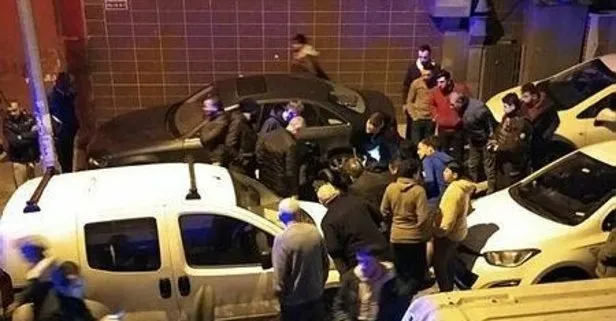 İstanbul Bahçelievler’de bekçilere bıçaklı saldırı! Şüpheli vurularak yakalandı