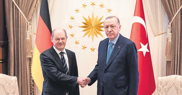 Başkan Erdoğan'ın stratejik hamleleri Türkiye'yi dünyanın vazgeçilmezi yaptı! Liderler Ankara'nın kapısını çaldı