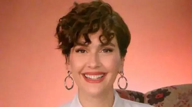 berguzar-korel-depremzede-cocuklar-icin-baslattigi-kampanyaya-destek-vermeyen-meslektaslarina-sitem-etti-1680658733858.jpeg Bergüzar Korel depremzede çocuklar için başlattığı kampanyaya destek vermeyen meslektaşlarına sitem etti-2