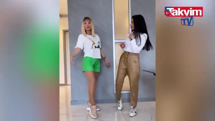 Seda Sayan süper mini şortuyla ortalığı salladı!