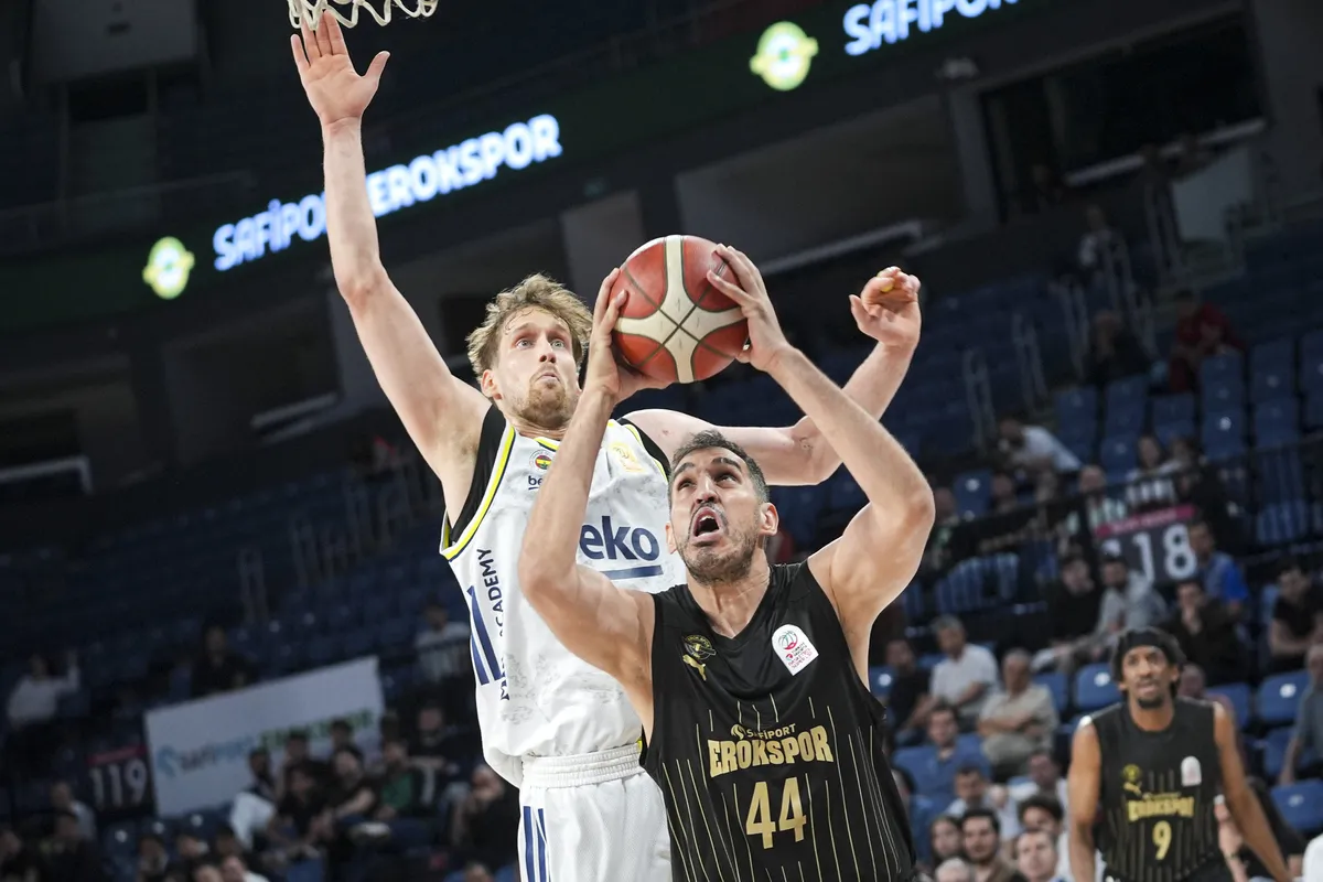 basketbolda-derbi-heyecani-yari-finalde-anadolu-efes-ile-fenerbahce-beko-karsilasacak-1780083279758.jpg Fenerbahçe Beko, Esenler Erokspor'u eledi