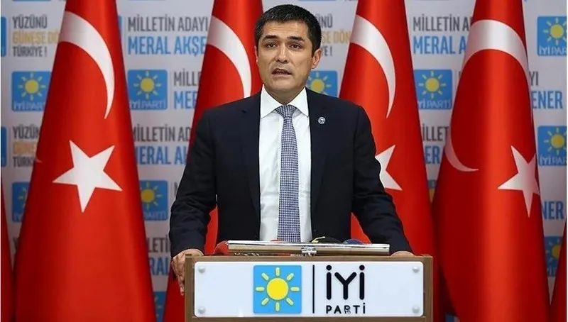 Y Parti nin Yeni Grup Ba kanvekilleri Bu ra Kavuncu Ve Turhan mez Oldu y-parti-nin-yeni-grup-ba-kanvekilleri-bu-ra-kavuncu-ve-turhan-mez-oldu