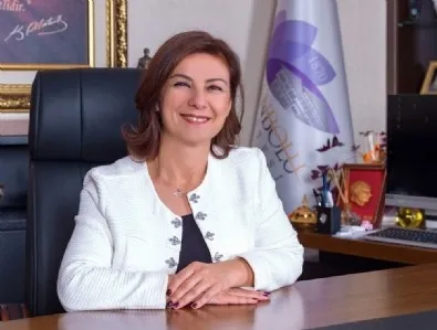 chpde-kurultay-krizi-bayramlasmaya-sicradi-1780000056509.jpeg CHP’de kurultay krizi bayramlaşmaya sıçradı! CHP'li Cevdet Akay’a “Özel’e destek açıklaması yapmadın” tepkisi yağdı-5