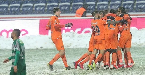Lider hız kesmedi | Başakşehir 3-0 Bursaspor