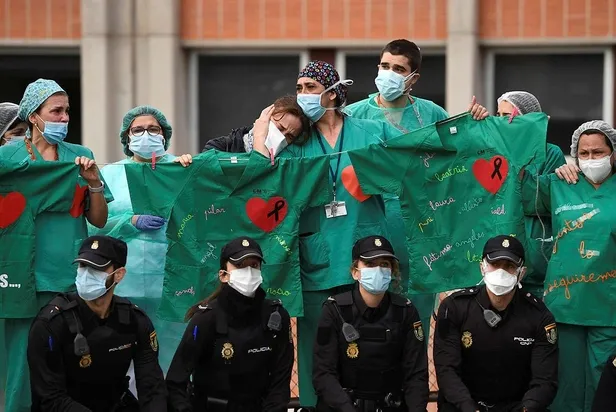 İspanya kabusu yaşıyor! Koronavirüsten ölenlerin sayısı 16 bin 353'e yükseldi-1