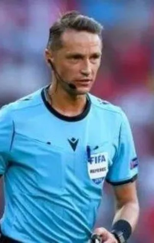 Aslan’a Letonyalı hakem