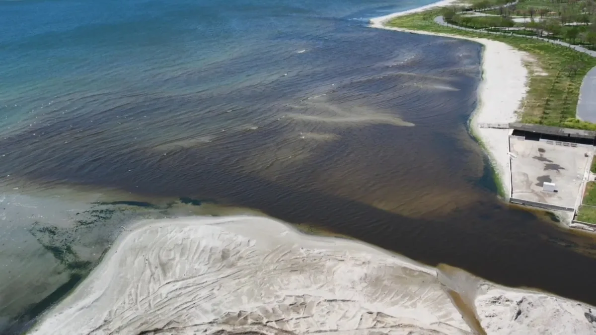 menekse-deresinde-alarm-kucukcekmece-golu-kizila-boyandi-halkta-panik-balikcilarda-isyan-1777297846745.jpeg Menekşe Deresi'nde alarm... Küçükçekmece Gölü kızıla boyandı | Halkta panik balıkçılarda isyan-6