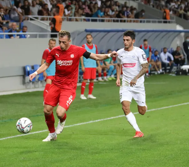 sivasspor-dinamo-batumi-maci-ne-zaman-saat-kacta-uefa-sivas-batumi-maci-hangi-kanalda-1628774067484.jpg Sivasspor Dinamo Batumi maçı ne zaman, saat kaçta? UEFA Sivas Batumi maçı hangi kanalda?-2
